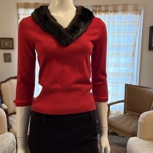 Women's Red Sweater with Faux Fur Collar 80% Silk 10% Cashmere